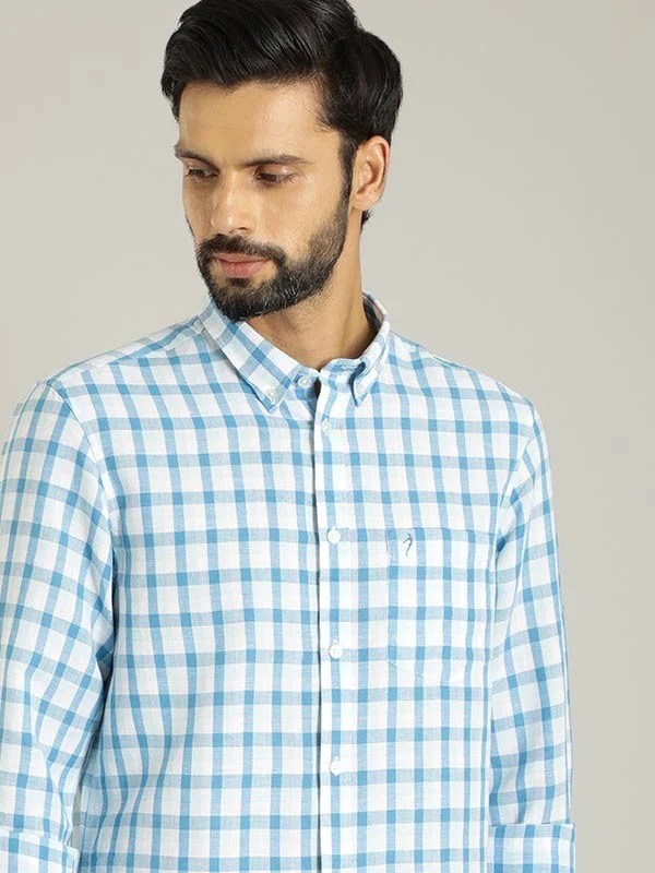 Indian Terrain Men Checkered Blue Shirt